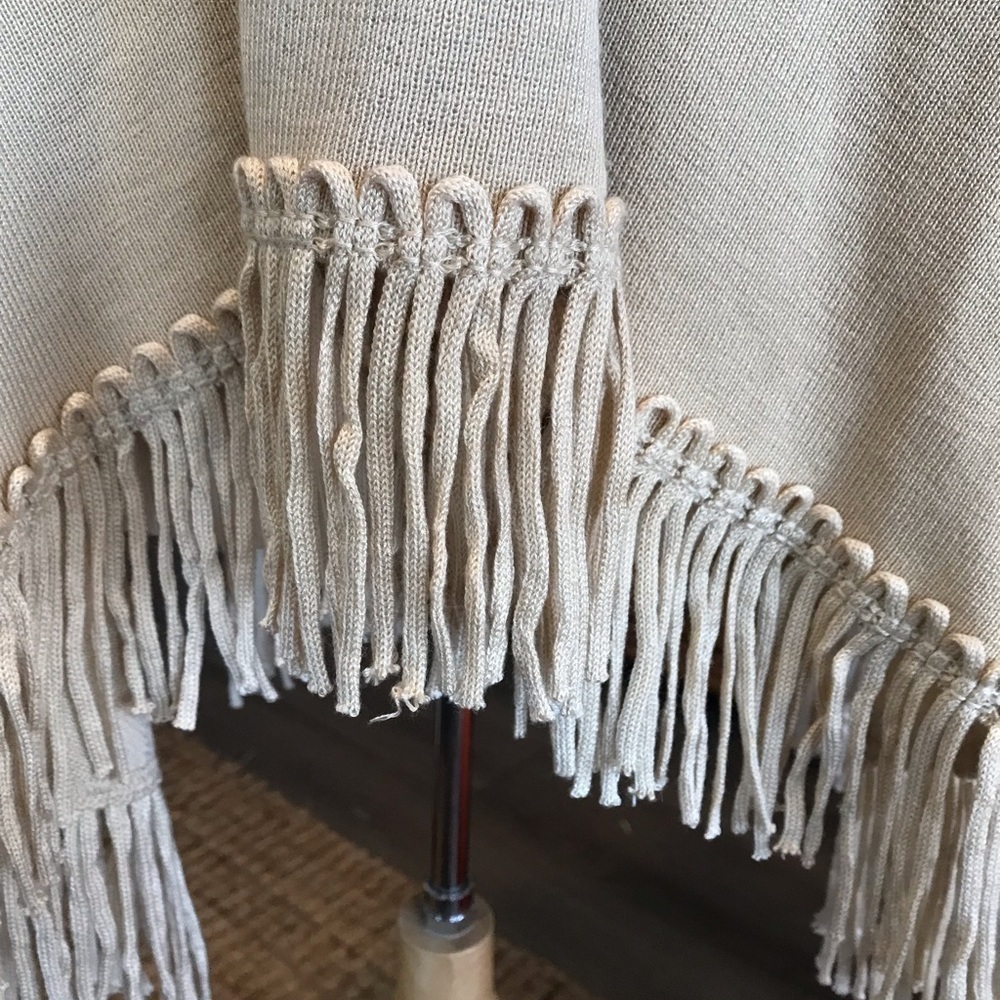 Fringe Poncho - Picture 5 of 6